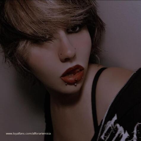 God Artemisia avatar