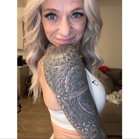 Temptress Astra’s Official Social Fan Page | LoyalFans