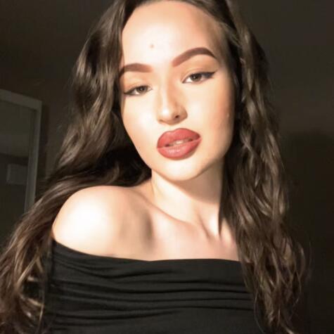 Roxxy Valentine avatar