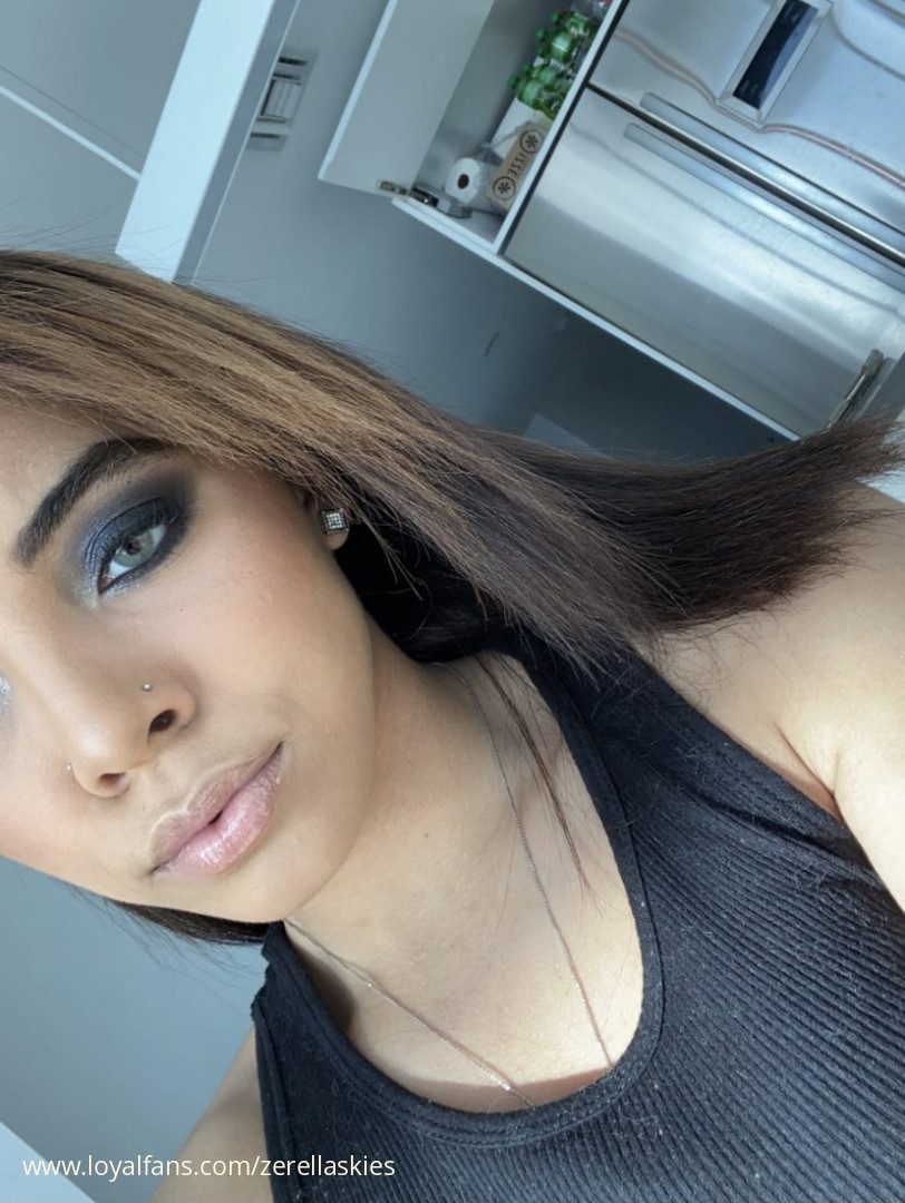 ZerellaSkies’s Official Social Fan Page | LoyalFans