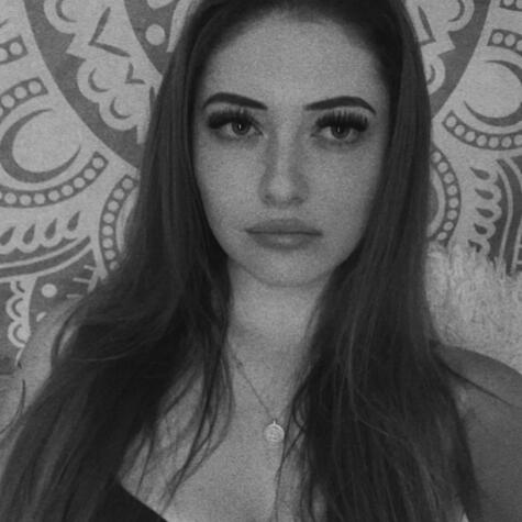 Prettylilfootbabey avatar