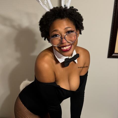 strawbbypupcake avatar