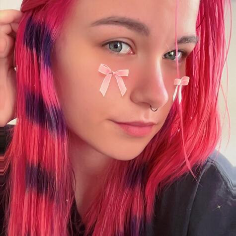 Mollyrzrbld avatar