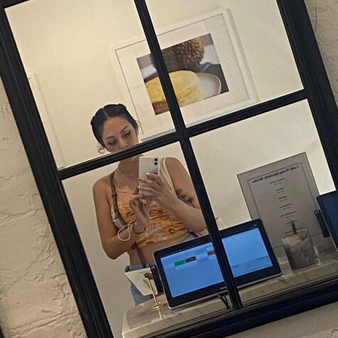 VV takes my $ avatar