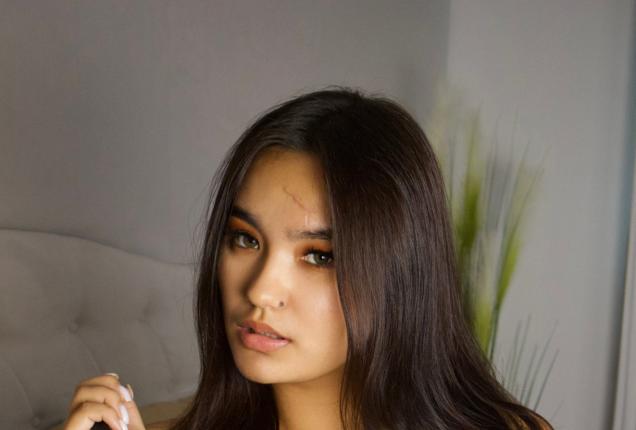 Handjob and teasing my naked boobs - ImmaHawaii Official Profile | www