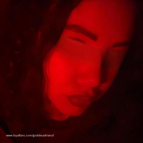 Goddess Adriana Findom avatar
