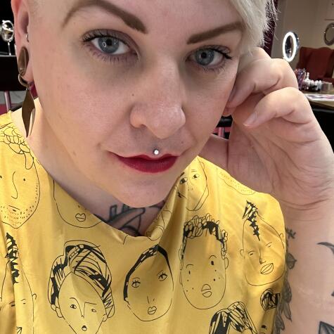 GoddessAryn avatar