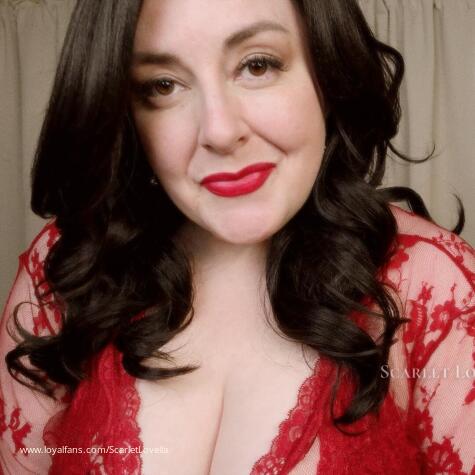 Scarlet Lovella avatar