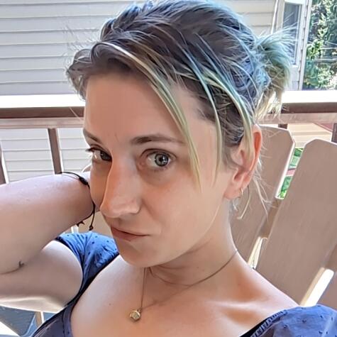 FoxieMathews avatar