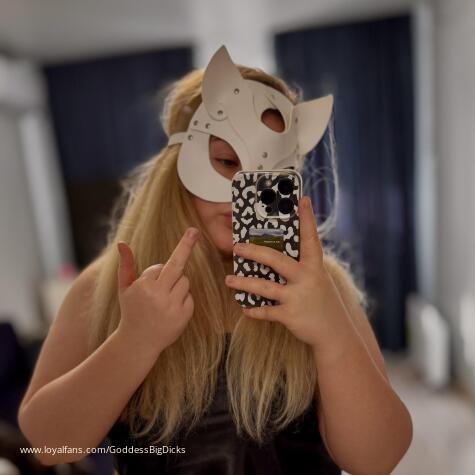 DariMistressX avatar
