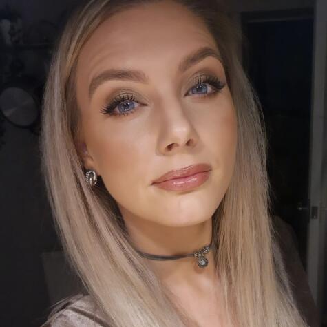 LadySapphire080 avatar