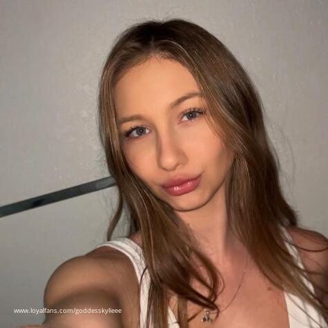 Goddesskylieee avatar