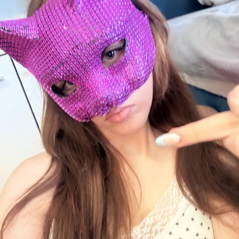 YsadoraLux avatar