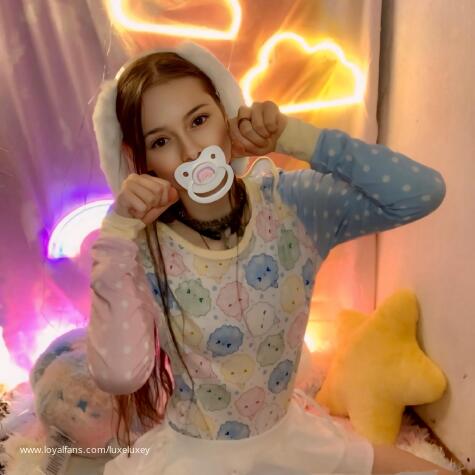 luxeluxey avatar
