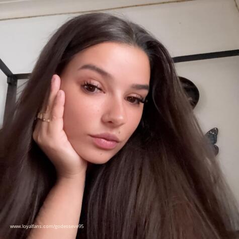 GodessEve95 avatar