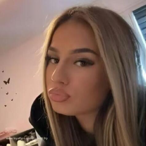 monch3ry avatar