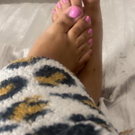 PrettyGorgeousToes avatar