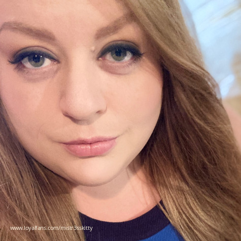 Mistr3ss Kitty avatar