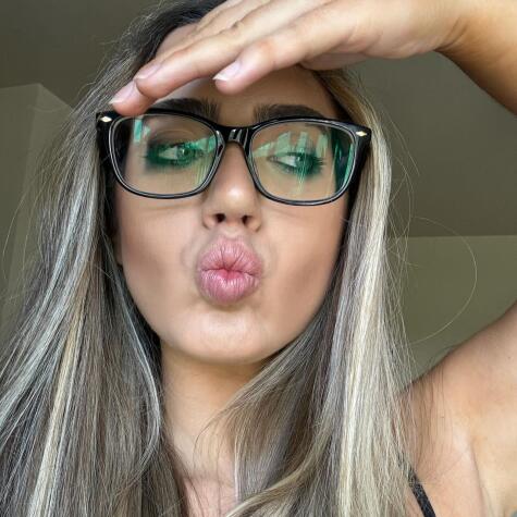 Roxyluv avatar