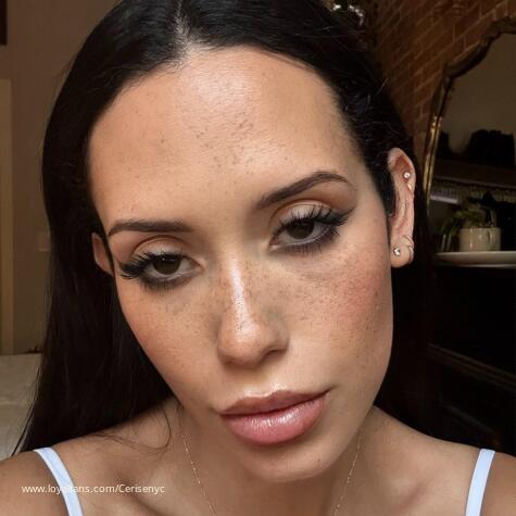 blair cerise avatar