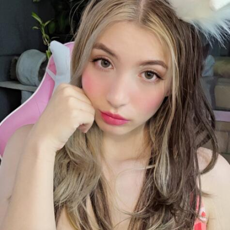 Sophia_Blazze avatar