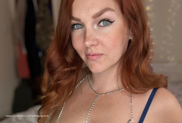 Happy Tuesday - Redheadgracie Official Photos | www.Loyalfans.com