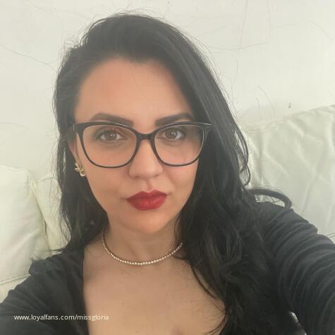 Miss Gloria avatar