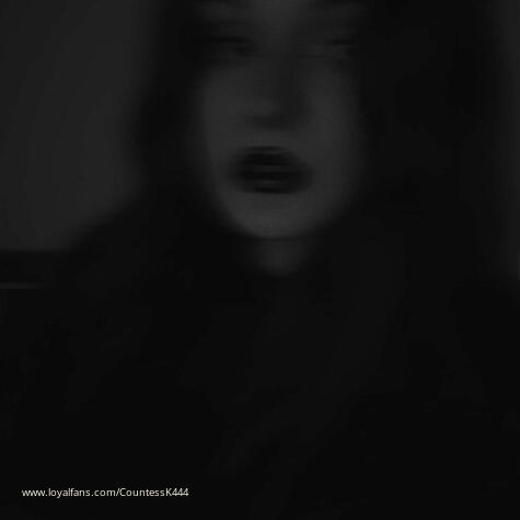 Countess Blxxdmoth avatar