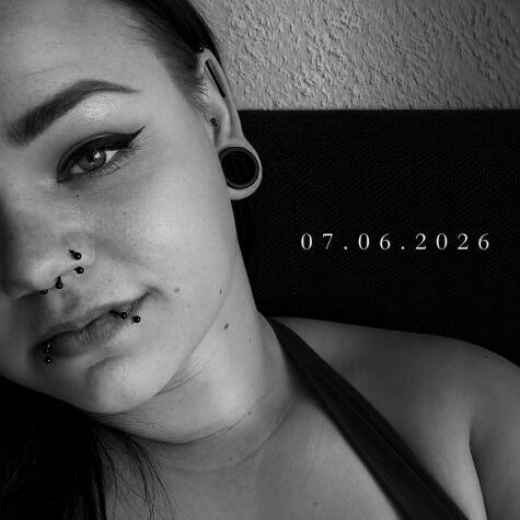 __Goddess__VENOM__2001 avatar