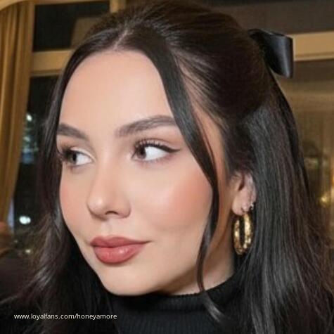 Monica Homewrecker avatar