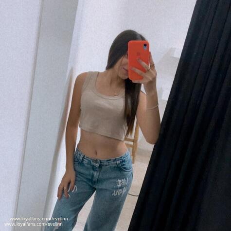 Evelinn avatar