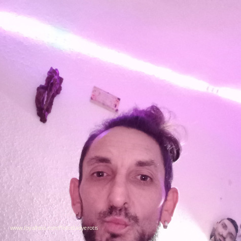 SYMBIOSISANDHAPPY avatar