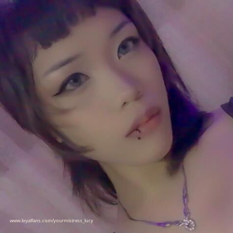 Yourmistress_Lucy avatar