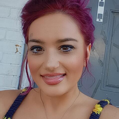 FeeMarie avatar