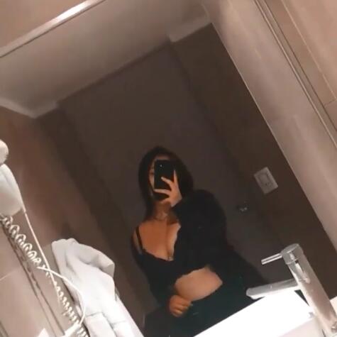 Astrid99 avatar