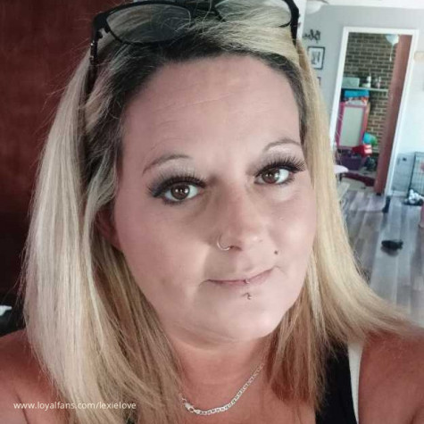 who likes my all natural thick curvy body - Lexielove36 Official Photos