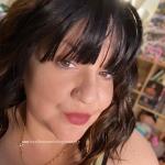 Voluptuous Em avatar
