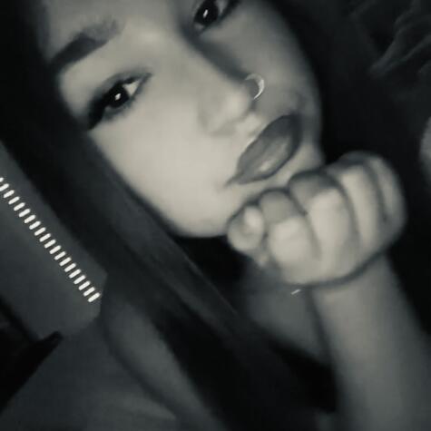 EvaLoveeee avatar