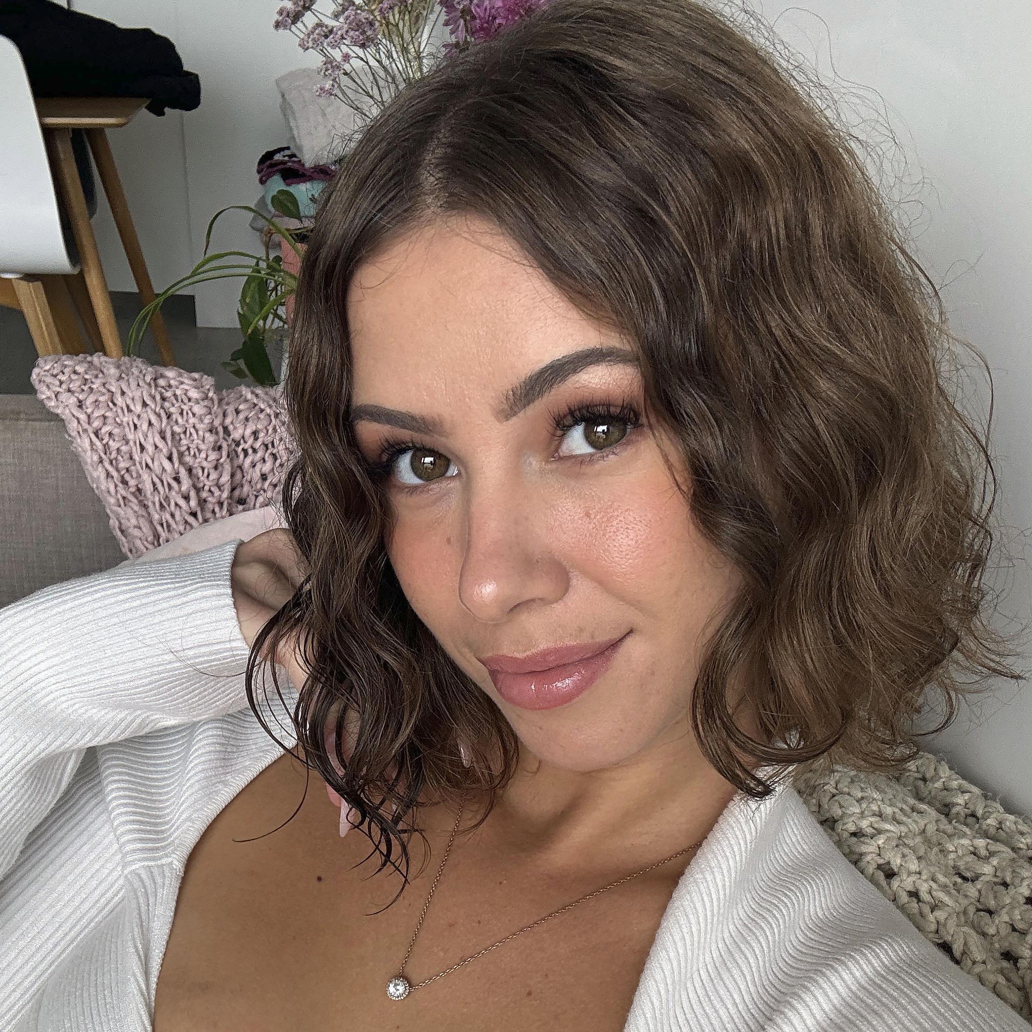 miss-scarlett-findom-s-videos-and-clips-official-account-loyalfans