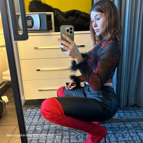 Bratty Switch12's Official Social Fan Page | LoyalFans