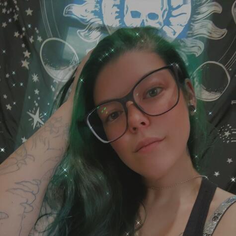 SinisterSiren37 avatar