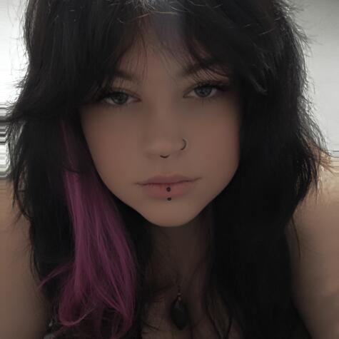 Nikkilove64 avatar