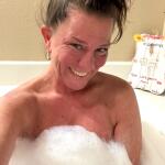 Bubbly Hot Mess avatar