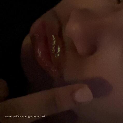 GOddessTrixie9 avatar