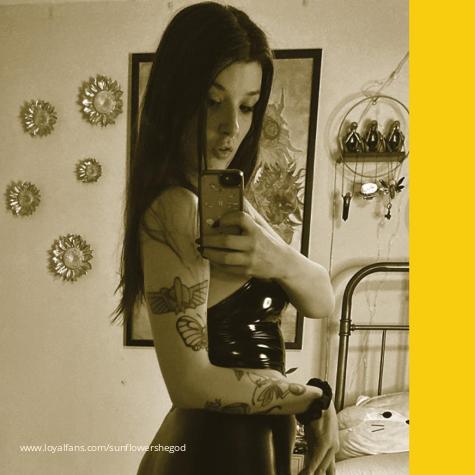 SunflowerSheGOD avatar