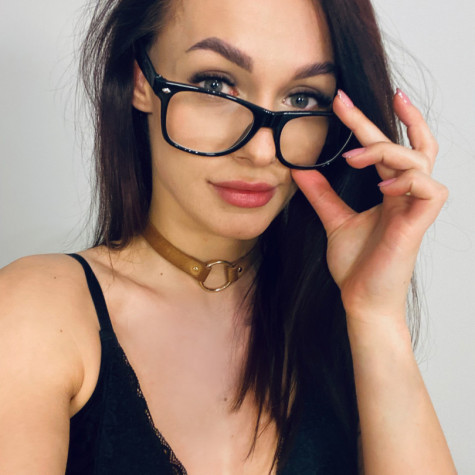 ThousandFacesGirl avatar