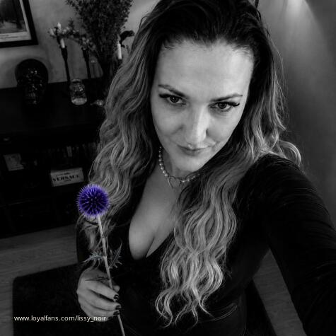 Lissy_Noir avatar