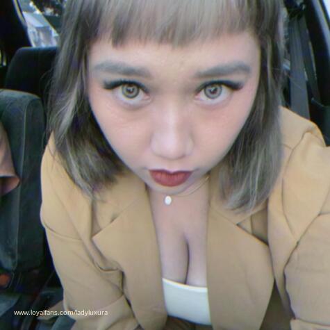 LadyLuxura avatar