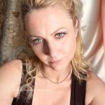 MistressGoddessQueen avatar