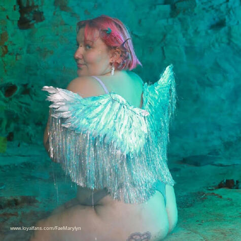 Findom Fae Goddess Marylyn avatar